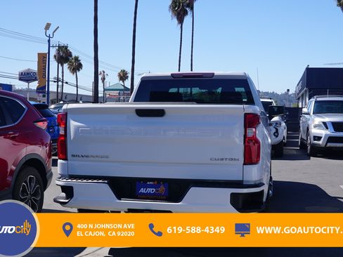 Used 2020 Chevrolet Silverado 1500 Custom w/ Custom Value Package RWD image 10