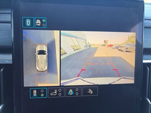 Used 2024 GMC Acadia Elevation image 19