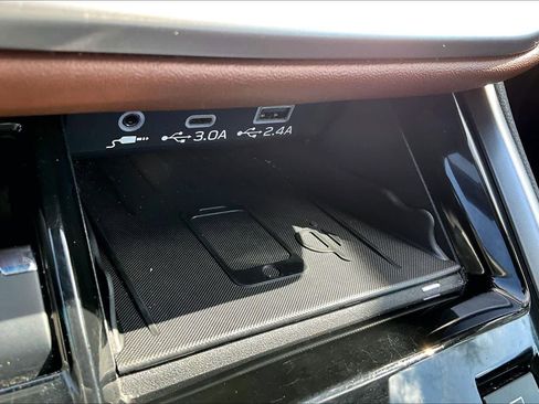 Used 2023 Subaru Outback Touring image 33