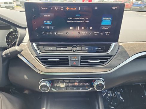 New 2026 Nissan Altima 2.5 SV w/ SV Premium Package FWD image 14