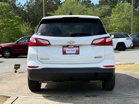 Used 2019 Chevrolet Equinox LS image 6