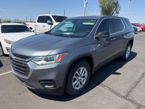 Used 2021 Chevrolet Traverse LS w/ LPO, Cargo Package FWD image 2
