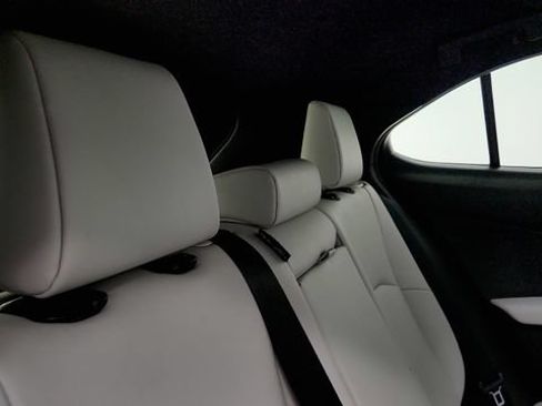 Used 2025 Lexus UX 300h FWD w/ Accessory Package (Z1) image 39
