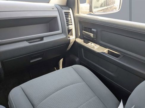 Used 2018 RAM 1500 Express w/ Express Value Package AWD/4WD image 16