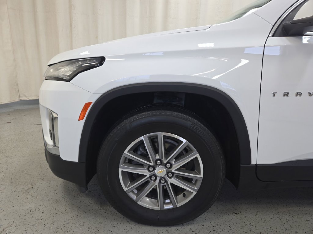 Certified 2024 Chevrolet Traverse LT FWD image 41