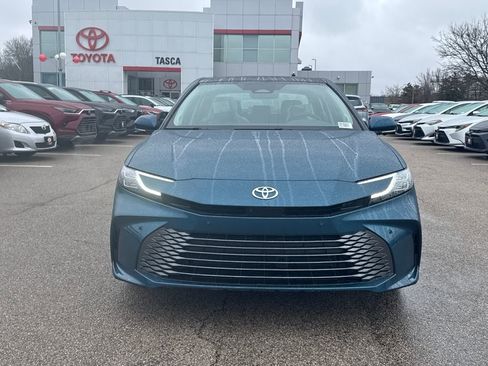 New 2026 Toyota Camry XLE AWD/4WD image 2