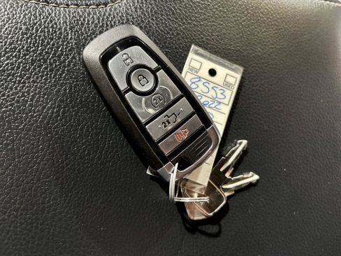 Used 2022 Ford F250 Lariat w/ Lariat Ultimate Package image 27