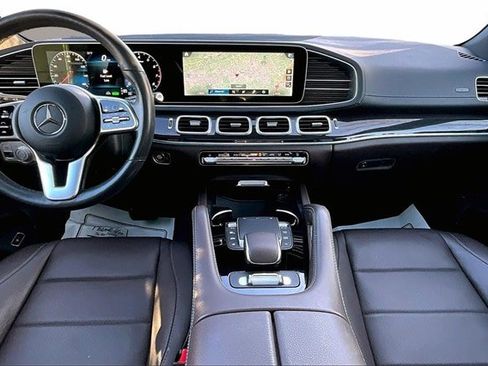 Certified 2022 Mercedes-Benz GLS 450 4MATIC image 10