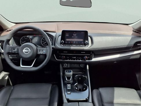 Used 2021 Nissan Rogue SV w/ Premium Package FWD image 13