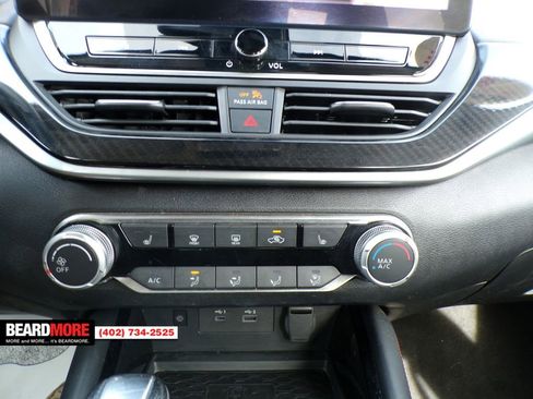 Used 2024 Nissan Altima 2.5 SR w/ SR Premium Package image 43