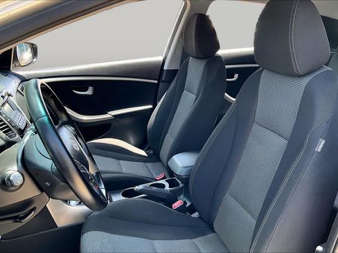 Used 2013 Hyundai Elantra GT w/ Touch & Go Pkg FWD image 8