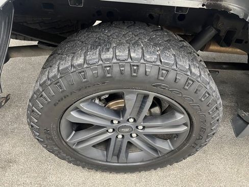 Used 2021 Ford F150 Lariat w/ Equipment Group 502A High image 17