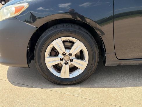 Used 2010 Toyota Corolla LE FWD image 12