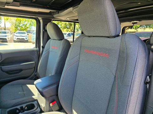 Certified 2026 Jeep Wrangler Unlimited Rubicon image 18