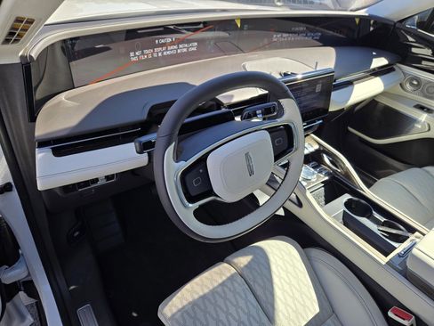 New 2026 Lincoln Nautilus Black Label w/ Jet Appearance Package image 11