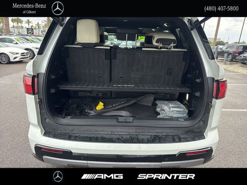 Used 2024 Toyota Sequoia Capstone image 5