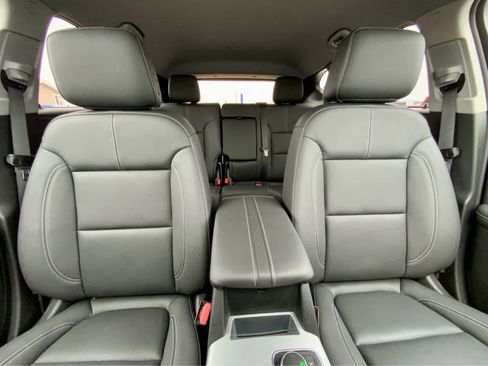 New 2025 Chevrolet Blazer LT w/ Midnight/Sport Edition image 30