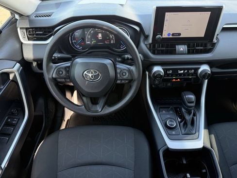 Used 2025 Toyota RAV4 XLE w/ Convenience Package AWD/4WD image 17