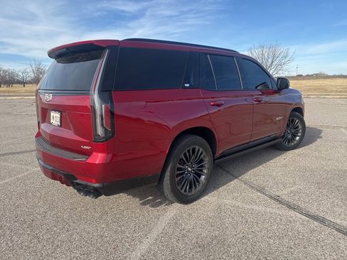Used 2023 Cadillac Escalade V image 5