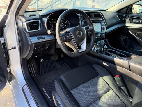 Used 2018 Nissan Maxima 3.5 S image 16