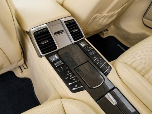 Used 2010 Porsche Panamera Turbo AWD/4WD image 39