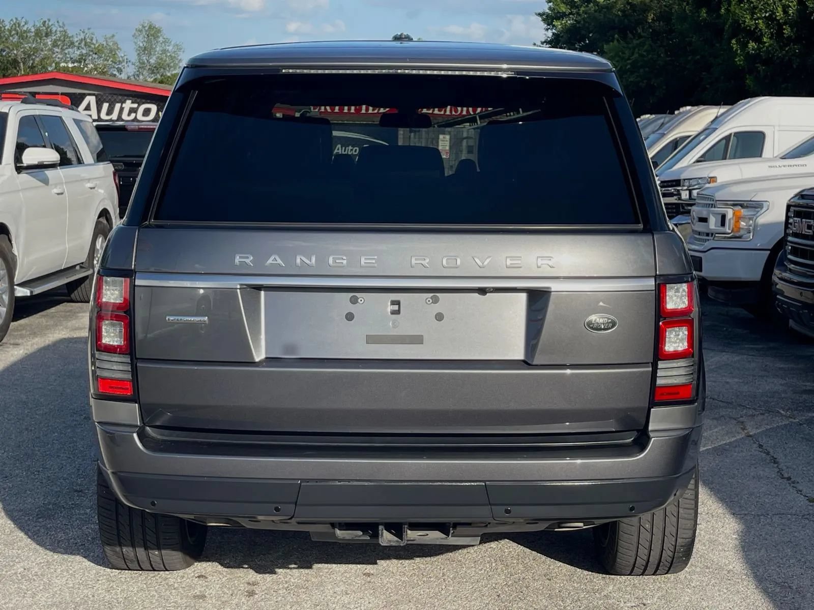 Used 2015 Land Rover Range Rover Supercharged AWD/4WD image 3