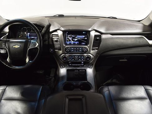 Used 2019 Chevrolet Tahoe LT image 13