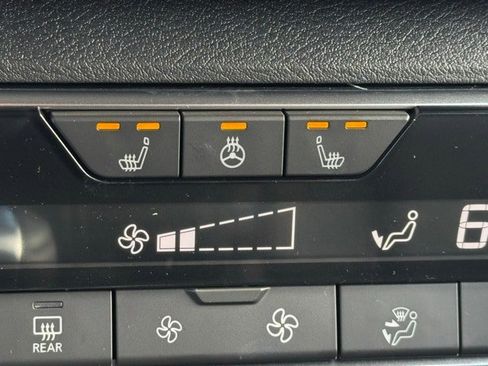 New 2025 Nissan Altima 2.5 SL image 30