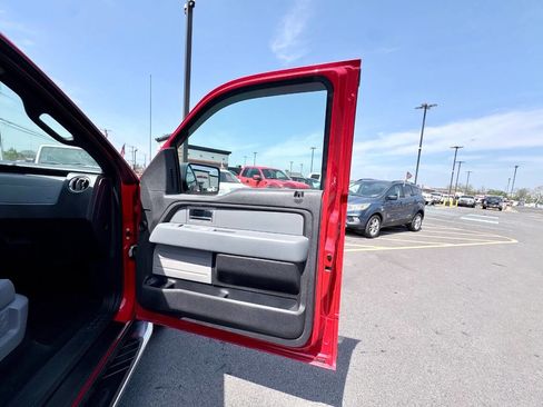 Used 2011 Ford F150 XLT w/ XLT Chrome Pkg image 28
