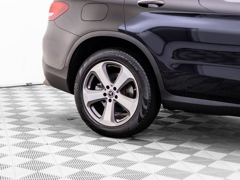 Certified 2019 Mercedes-Benz GLC 300 4MATIC image 30