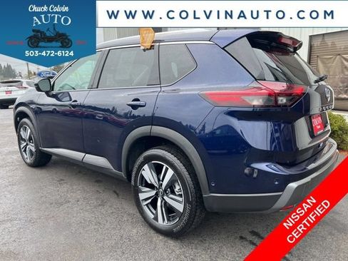 Certified 2026 Nissan Rogue SL AWD/4WD image 11