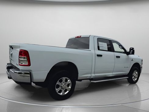 Used 2024 RAM 2500 Big Horn image 28