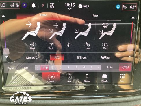 Used 2025 Dodge Durango GT AWD/4WD image 29