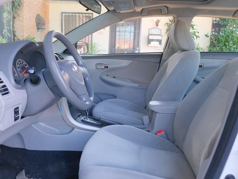 Used 2009 Toyota Corolla LE w/ All Weather Guard Pkg FWD image 12
