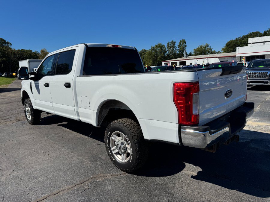 Used 2017 Ford F350 XLT AWD/4WD image 3