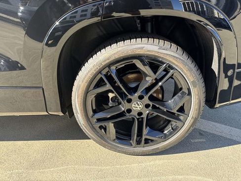 New 2026 Volkswagen Tiguan SE R-Line image 6