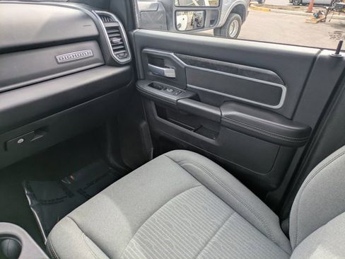 Used 2024 RAM 3500 Big Horn image 14