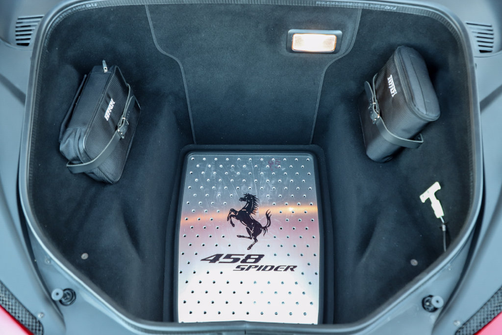 Used 2012 Ferrari 458 Spider RWD image 16
