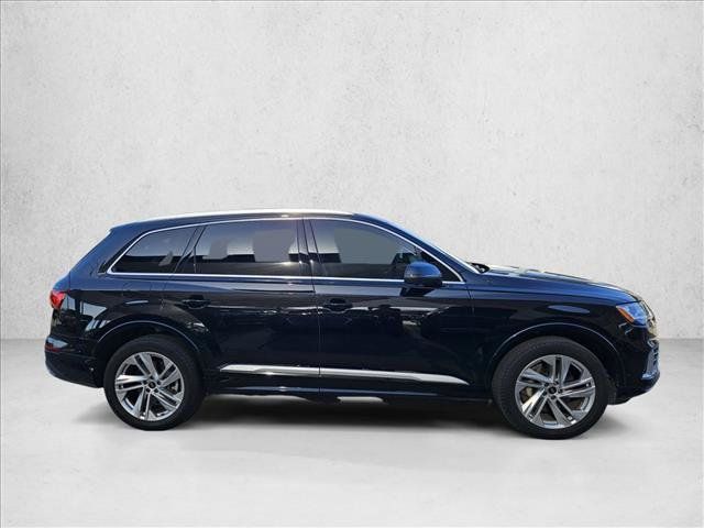 Certified 2023 Audi Q7 2.0T Premium w/ Convenience Package AWD/4WD image 4