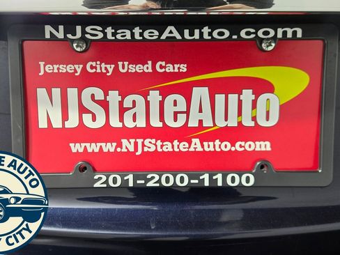 Used 2018 Mercedes-Benz C 300 4MATIC Sedan w/ Premium Package image 29