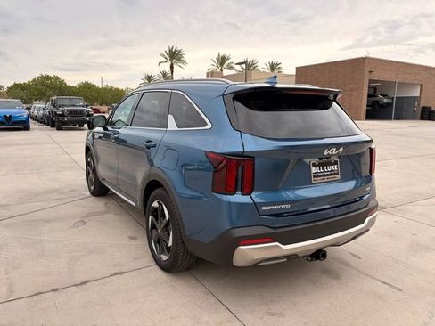 Used 2025 Kia Sorento EX w/ EX Panoramic Sunroof Package AWD/4WD image 8