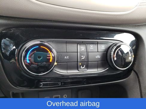 Used 2020 Buick Encore GX Preferred image 23