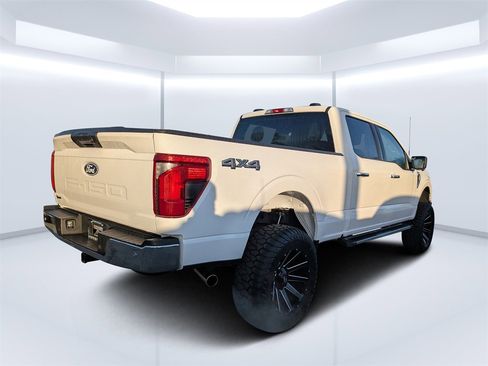 Used 2024 Ford F150 XLT w/ Tow/Haul Package image 3