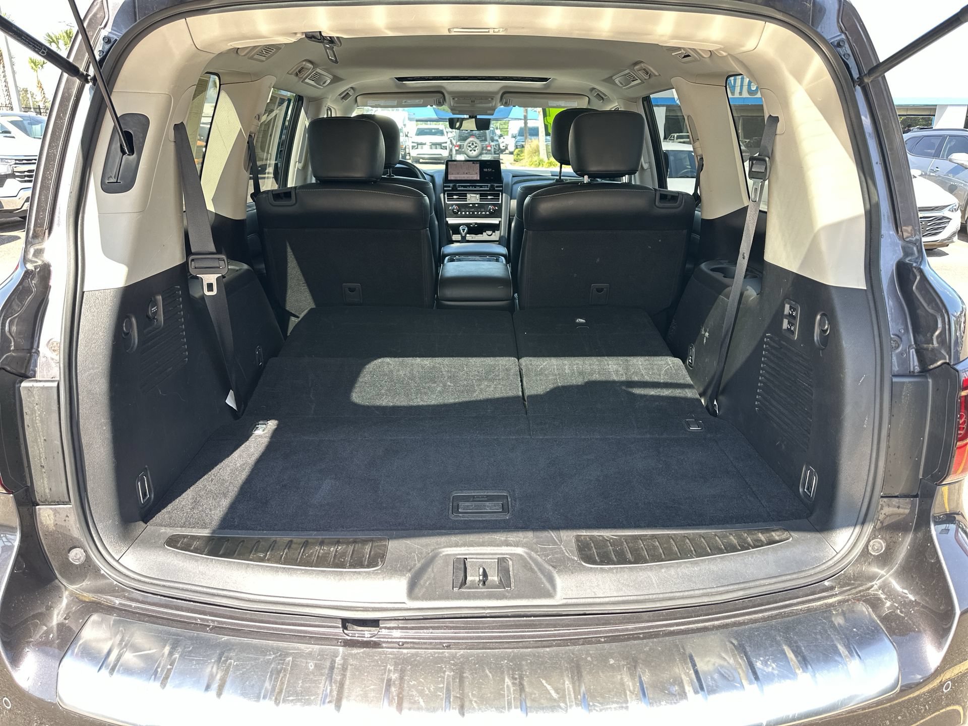 Used 2024 INFINITI QX80 Luxe RWD image 35