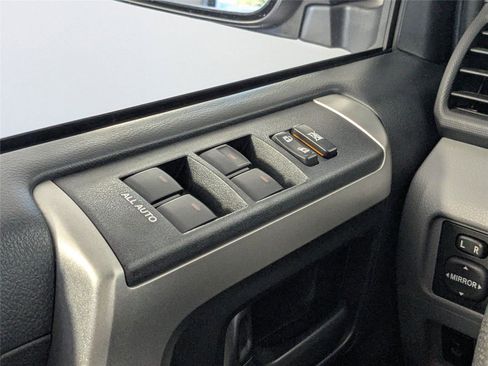 Used 2013 Toyota 4Runner SR5 image 13