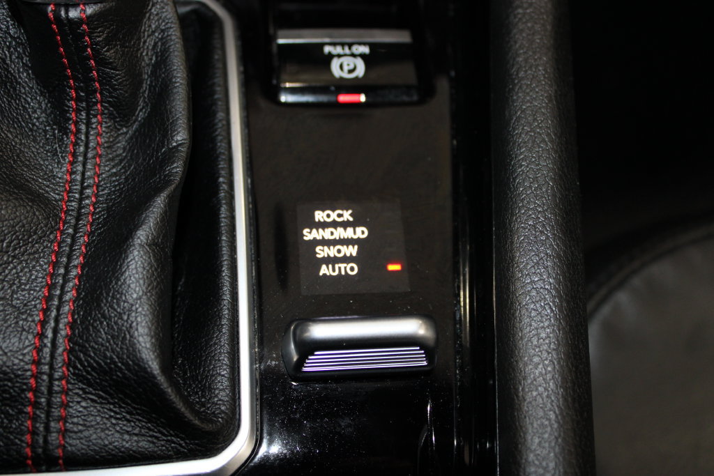 Used 2025 Jeep Compass Trailhawk AWD/4WD image 39