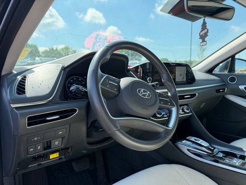Used 2023 Hyundai Sonata SEL w/ Convenience Package FWD image 10
