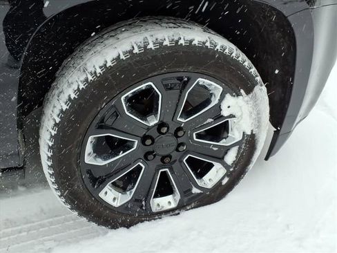 Used 2020 GMC Yukon Denali w/ Denali Ultimate Package image 8