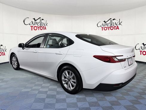 Used 2026 Toyota Camry LE FWD image 6