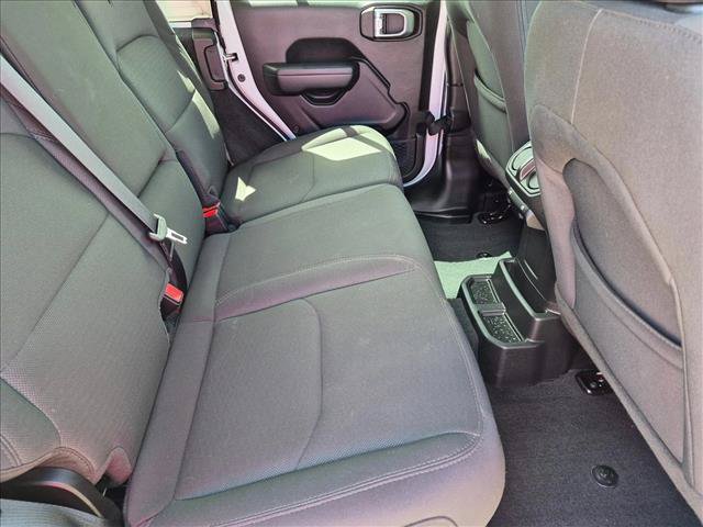 Used 2023 Jeep Wrangler Unlimited w/ Cold Weather Group AWD/4WD image 19